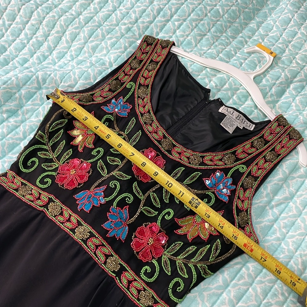 Vintage, AJ Bari silk beaded dark floral gown - Picture 10 of 11
